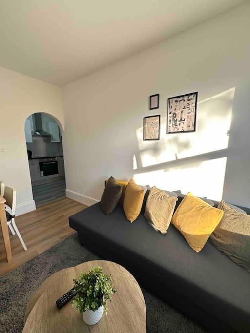 2 Bed Apt Sofa Bed Up To 6 Londra Dış mekan fotoğraf