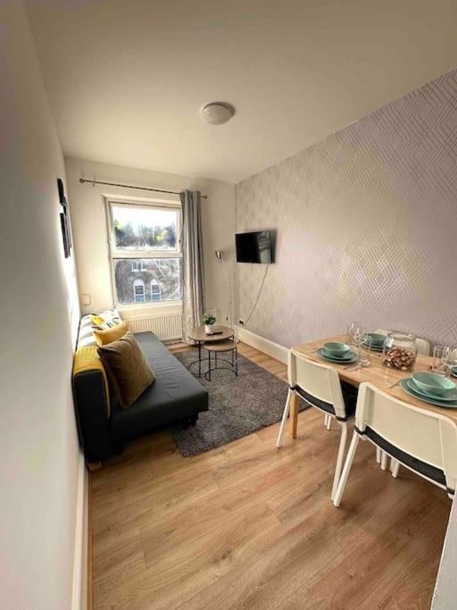2 Bed Apt Sofa Bed Up To 6 Londra Dış mekan fotoğraf