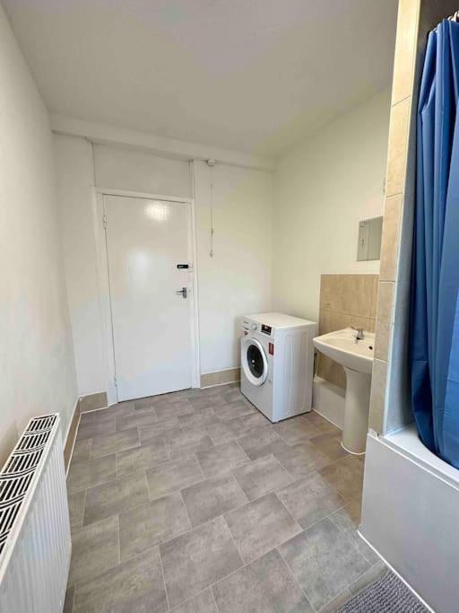 2 Bed Apt Sofa Bed Up To 6 Londra Dış mekan fotoğraf